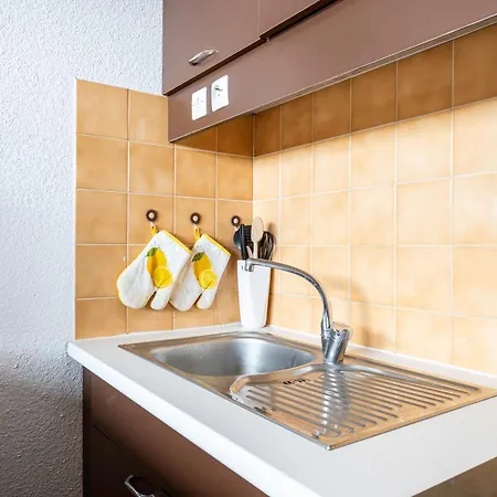 Διαμέρισμα Aime 2000 *