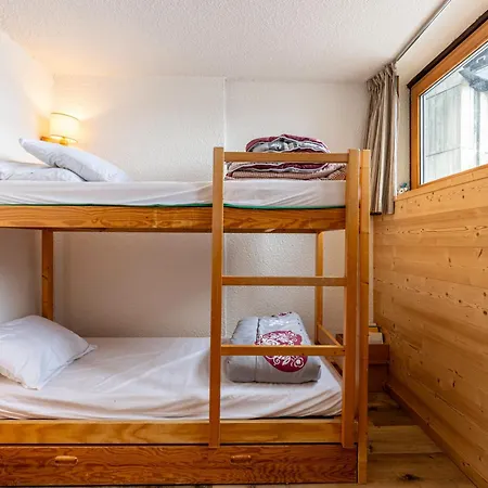 Aime 2000 Apartament