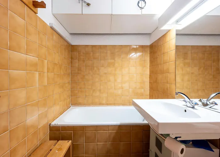 Aime 2000 Apartament