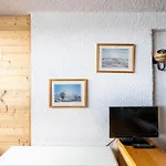 Apartment Aime 2000