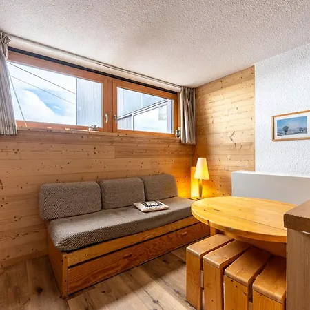 Apartment Aime 2000